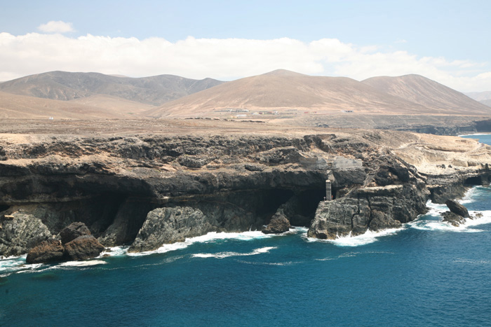 Fuerteventura, Caleta Negra, Blick auf die Cuevas de Ajuy - mittelmeer-reise-und-meer.de
