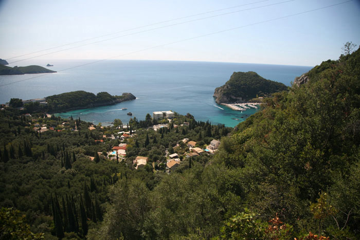 Korfu, Paleokastritsa, Panorama von der Ethniki Odos Palaiokastritsis, An - mittelmeer-reise-und-meer.de