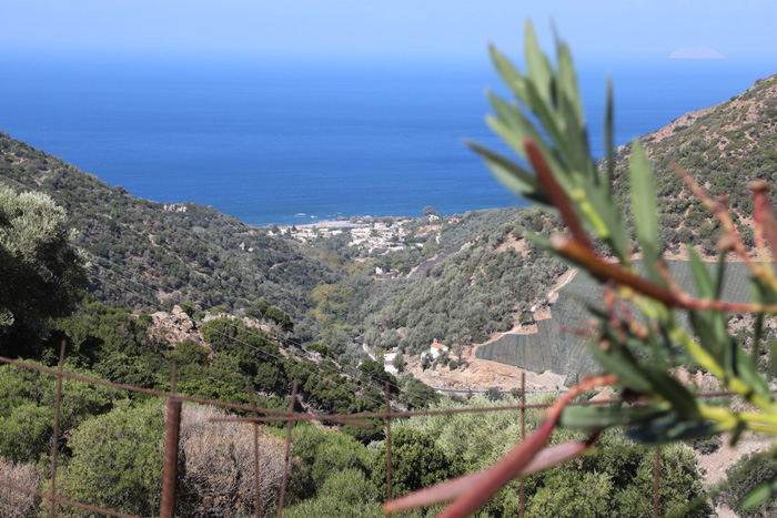 Kreta, Sfinari, Blick von der Epar. Od. Kastelliou-Kefaliou (1) - mittelmeer-reise-und-meer.de