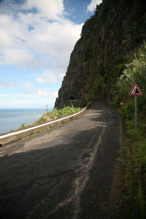 Madeira, Ponta Delgada, Tunnel Richtung Osten - mittelmeer-reise-und-meer.de