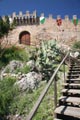 Capdepera, Festung, seitliches Eingangstor, Garten, Mallorca
