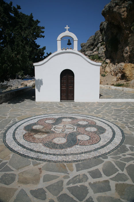 Rhodos, Lindos, Agios Pavlos Kapelle, Blick Akropolis - mittelmeer-reise-und-meer.de