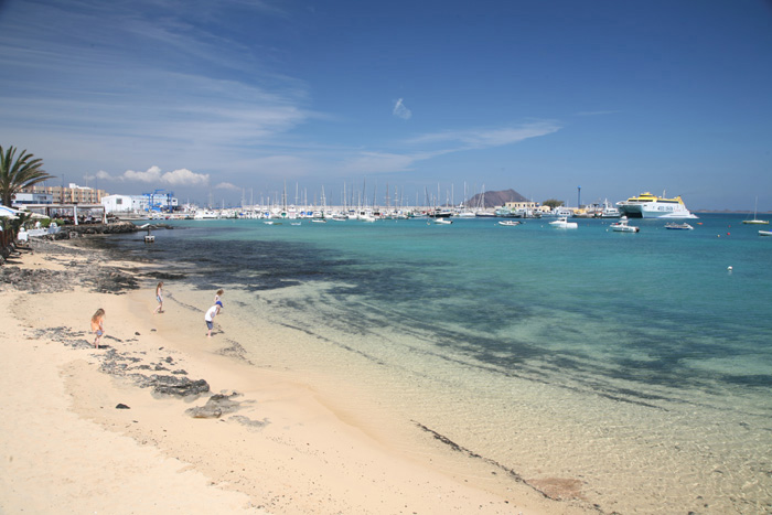 Fuerteventura, Corralejo, Strand, Calle Isla de Lobos - mittelmeer-reise-und-meer.de