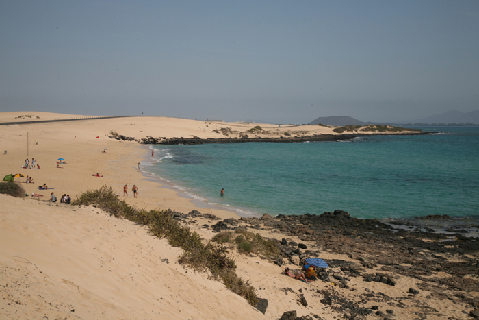 Fuerteventura, Dünen Corralejo, Playa del Poris - Blick Isla de Lobos - mittelmeer-reise-und-meer.de