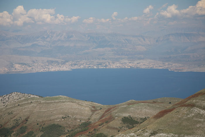Korfu, Pantokrator, höchster Berg auf Korfu, Meerenge zwischen Korfu und Albanien - mittelmeer-reise-und-meer.de