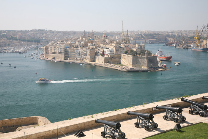 Malta, Valletta, Upper Barrakka Gardens, Blick Senglea - mittelmeer-reise-und-meer.de