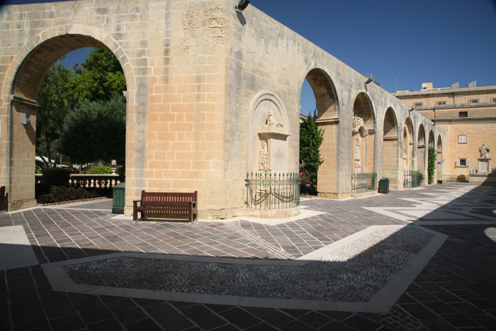 Malta, Valletta, Upper Barrakka Gardens, Torbögen, Park - mittelmeer-reise-und-meer.de