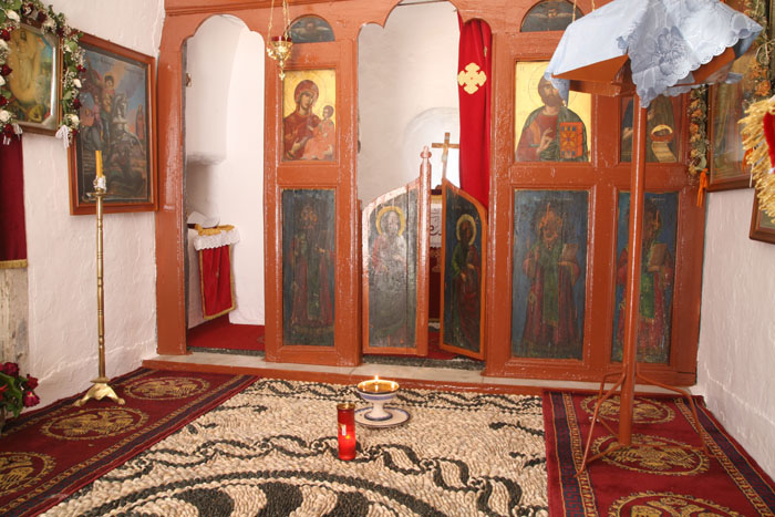 Rhodos, Archangelos, Kastell, Kapelle Agios Ioannis, Altar - mittelmeer-reise-und-meer.de