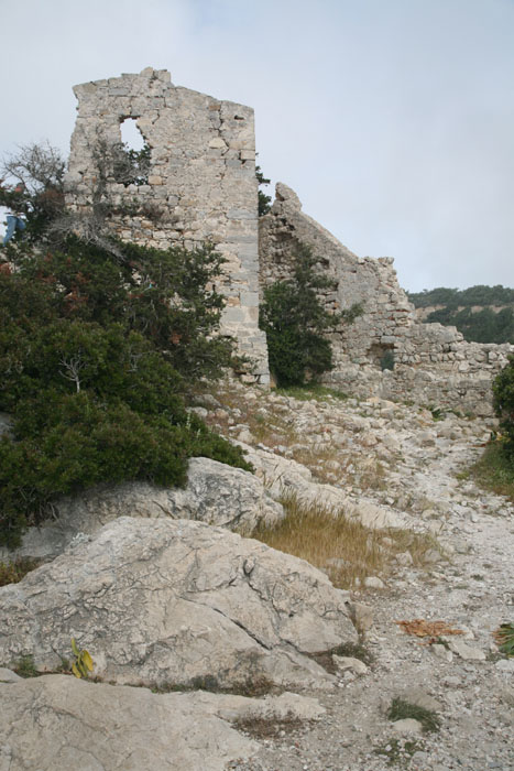 Rhodos, Monolithos, Kirche Agios Pandelimon, Ende Aufstieg - mittelmeer-reise-und-meer.de