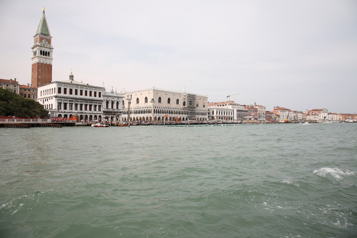 Venedig, Wasserbus-Rundfahrt, Blick vom Canal Grande zum Markusplatz (9) - mittelmeer-reise-und-meer.de
